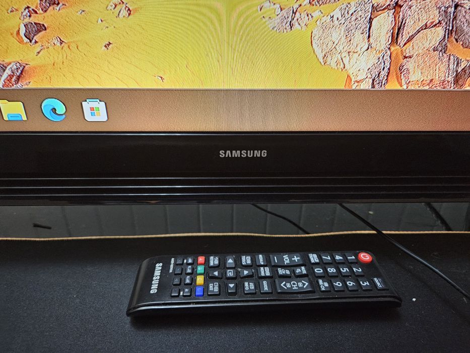 Tv Lcd  Samsung 32" Como Nova