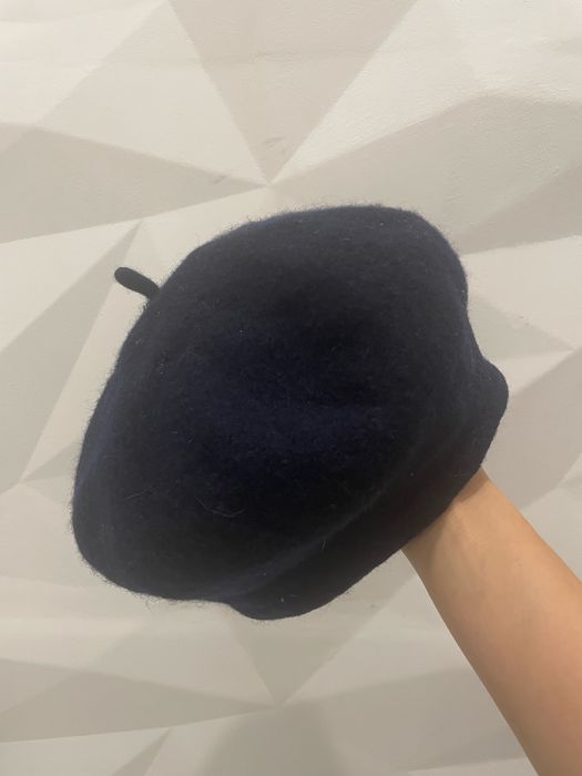 Темно-синій шерстяний берет