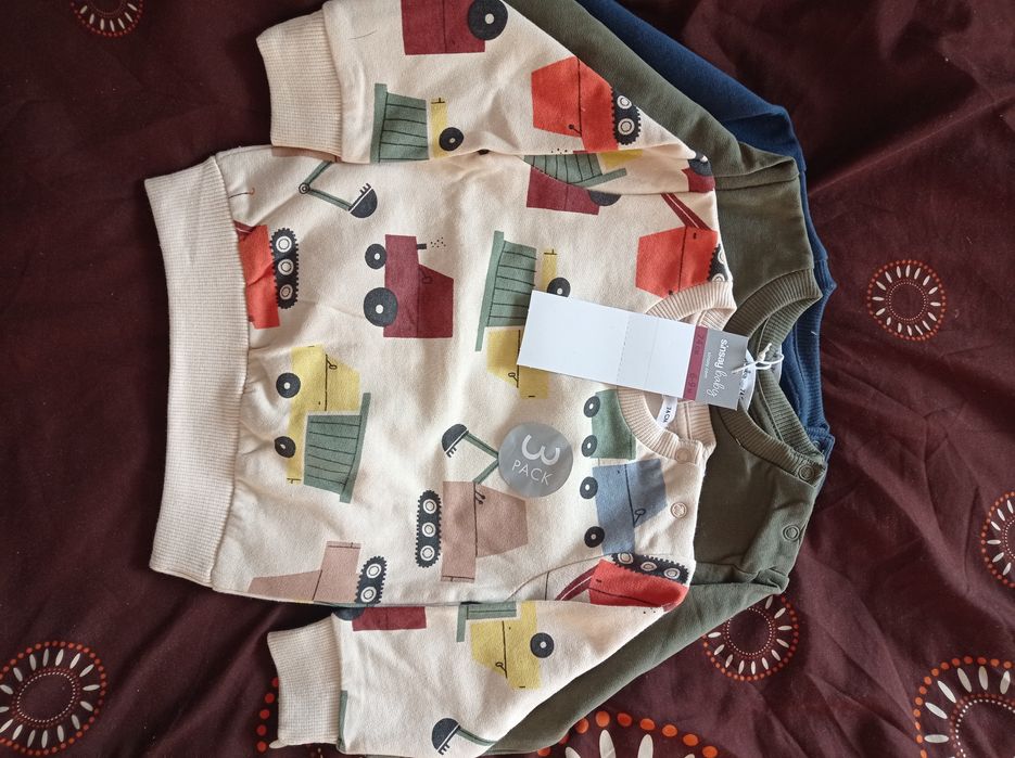 Bluzy niemowlęce rozm. 74