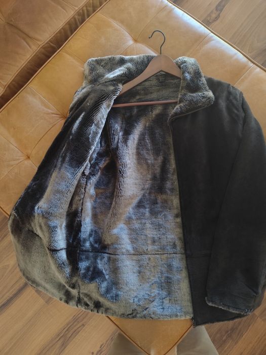 Casaco de Pele camurça forrado com pelo