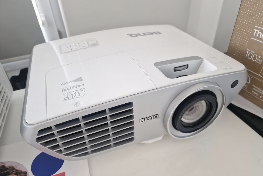 Projektor Full HD BenQ W1300 piękny obraz 2x  HDMI