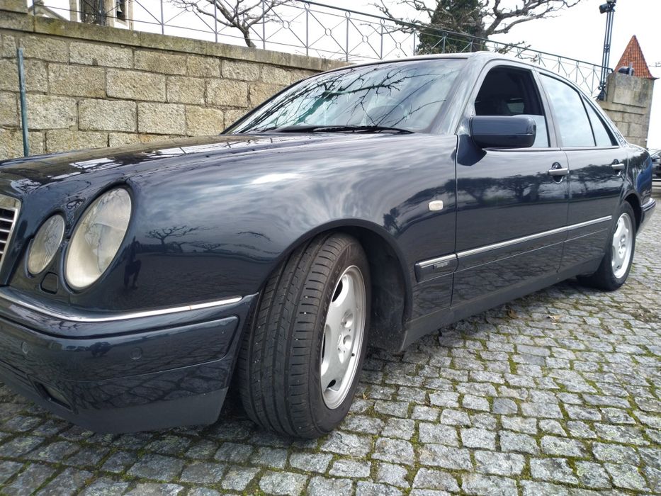 Mercedes-Benz E 250