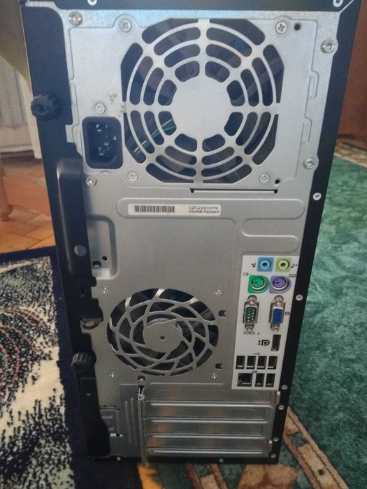 Komputer HP Compaq (Intel Inside, dysk 250 GB, DVD)