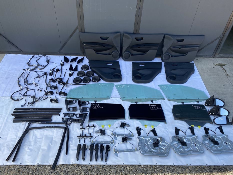 Дверні карти Nissan Qashqai J10,J11