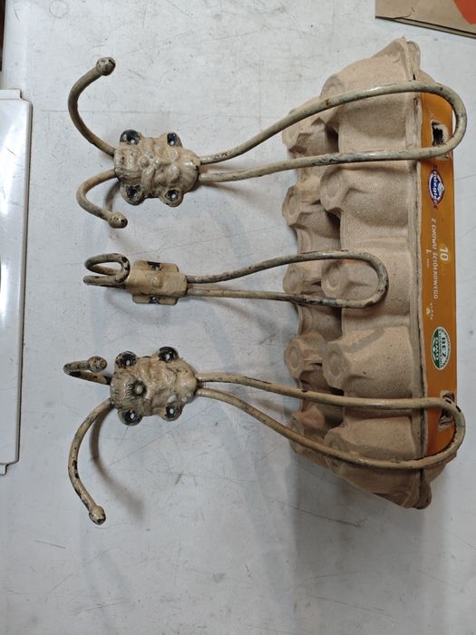 stare wieszaki z XX wieku, przed wojenne,do odnowienia