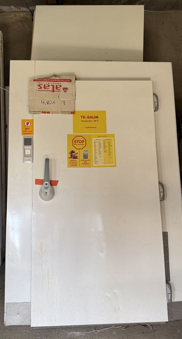 Komora chłodnicza VIESSMANN  4,80 × 3,00 × 2,30 m