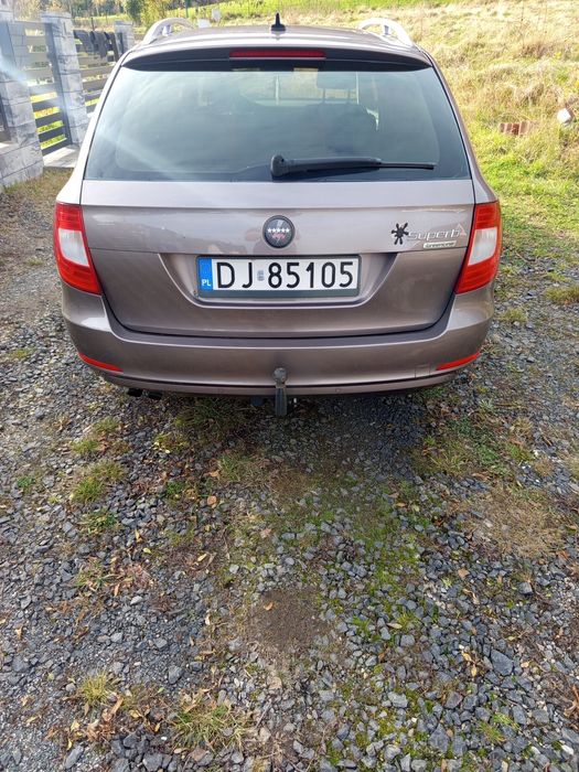 Skoda SuperB ll 2012 1.6 TDI Kombii