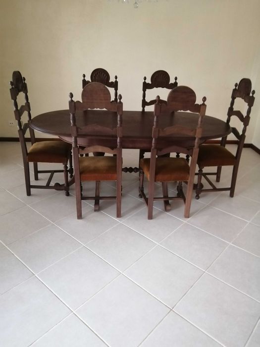 Mesa de madeira extensível