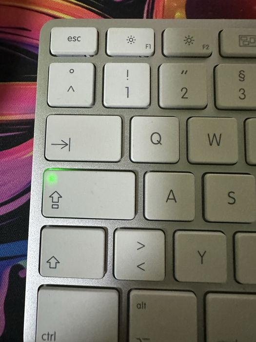 Клавіатура Apple Keyboard (A1243)з цифровою панеллю . USB.