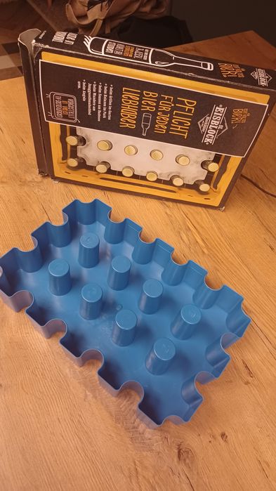 Chłodziarka do skrzynek na piwo 24 x 0,33 l Forma do lodu