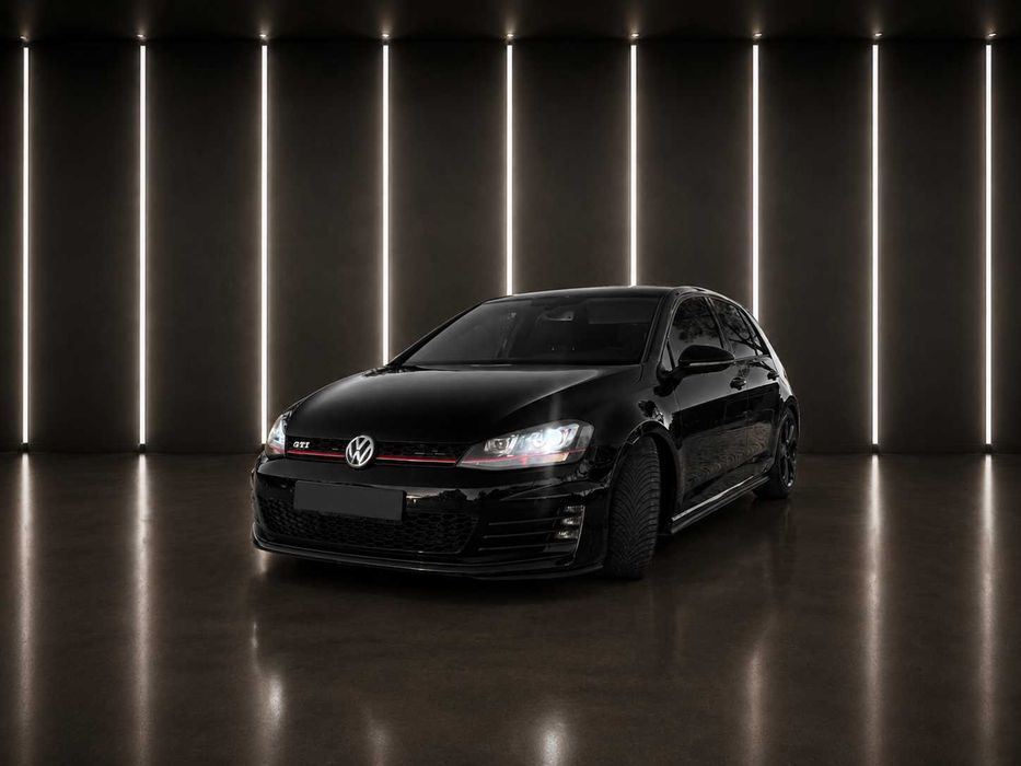 Volkswagen Golf 7 GTI 2.0 TSI Manual | Dynaudio | Bancos em Pele | 320cv | Aceito Troca ou Retoma | Muito Estimado