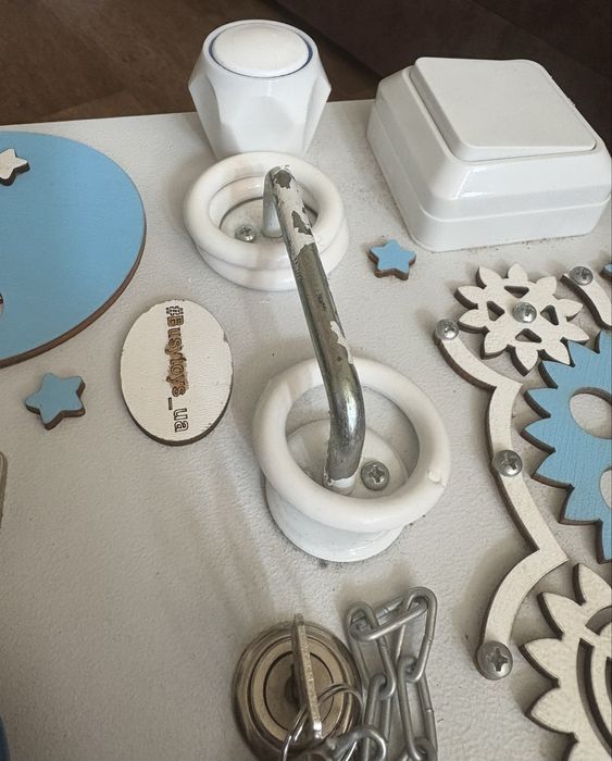 Бізікуб, бізібокс, бізіборд, розвиваюча іграшка