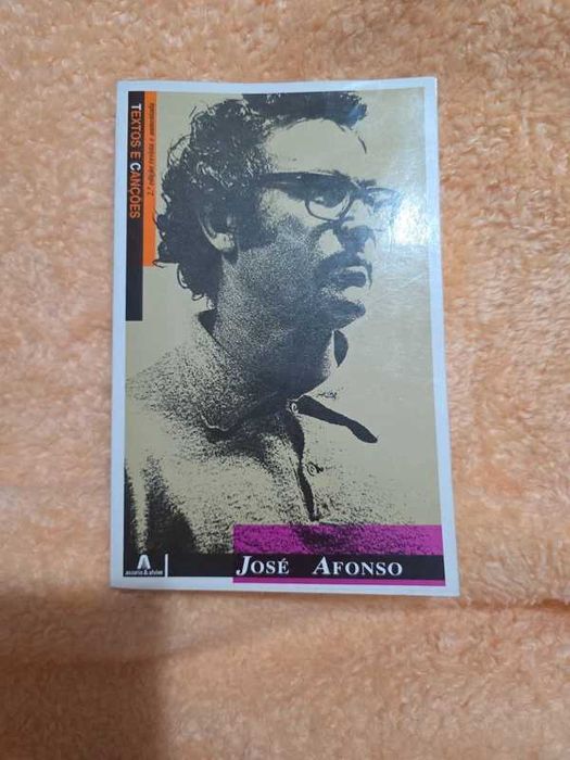 Textos e Canções" de José Afonso
