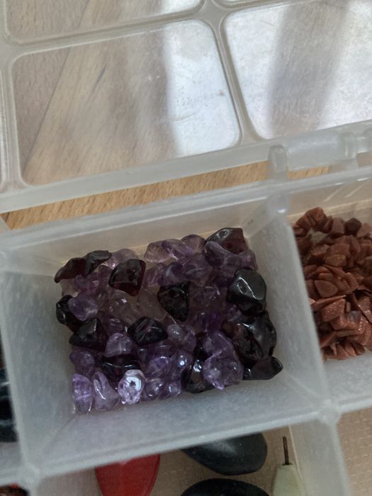 Kamienie szlachetne półszlachetne koraliki