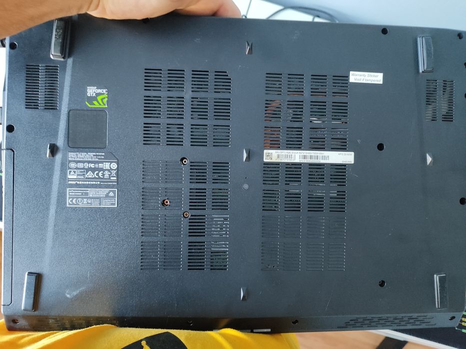 Laptop MSI GP72 6QE Leopard Pro 17 cali