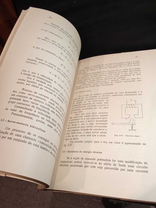 Sistemas de Comando em Ciclo Fechado - Diogo de Paiva Leite Brandão