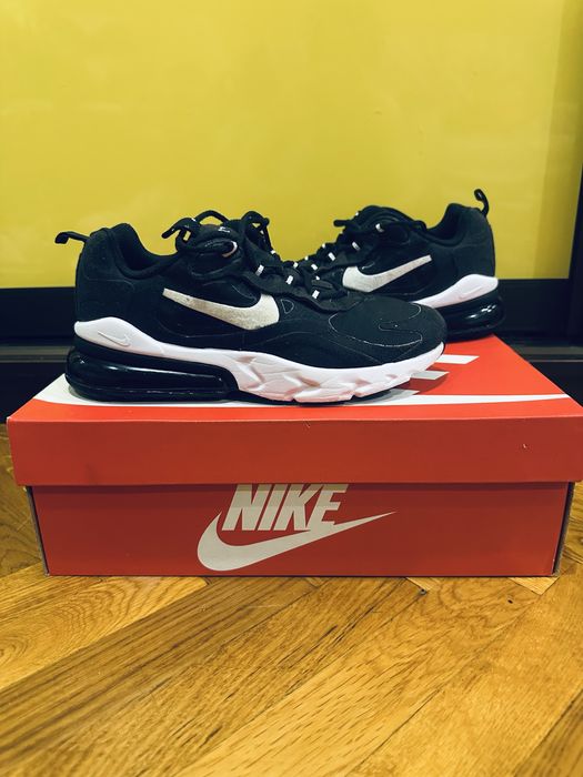 Кроссовки Nike Air Max React  размер 36,5