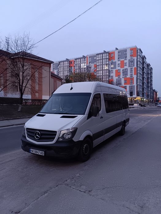 Вантажні і пасажирські перевезення