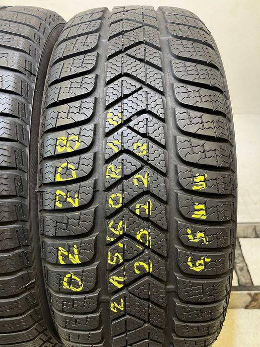 2x 215/60R16 Pirelli Winter SottoZero 3 99H OZ208