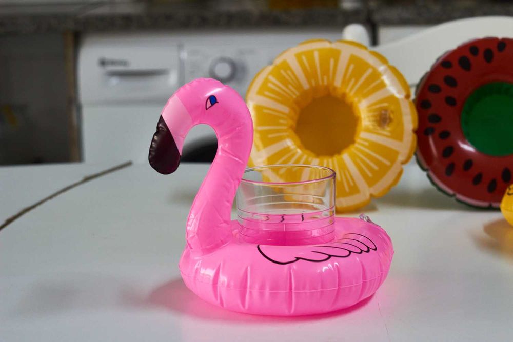 Conjunto de 4 boias insuflaveis para copos na piscina