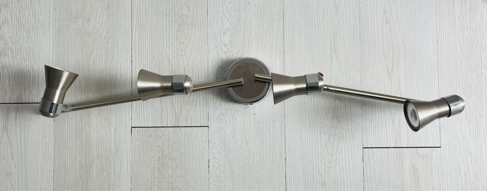 Iluminação/candeeiro de tecto com 4 focos de luz