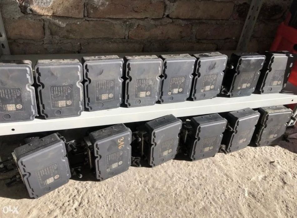 Блок АБС Гольф 5 6  ABS Golf 5 6 блоки АБС Шкода Октавіа А5 1K0907379