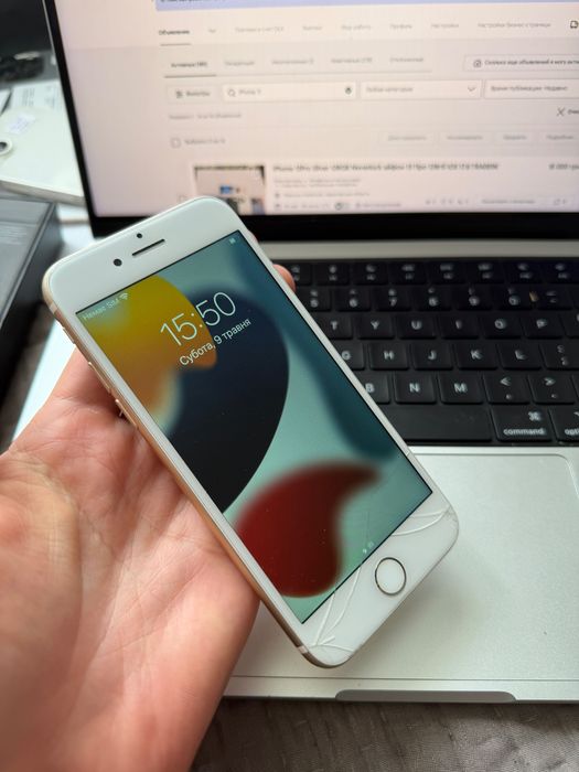 iPhone 7 128GB Neverlock Айфон 7 128gb тріщина і акум під заміну