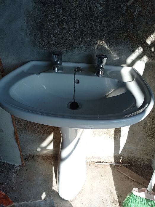 Lavatório casa de banho