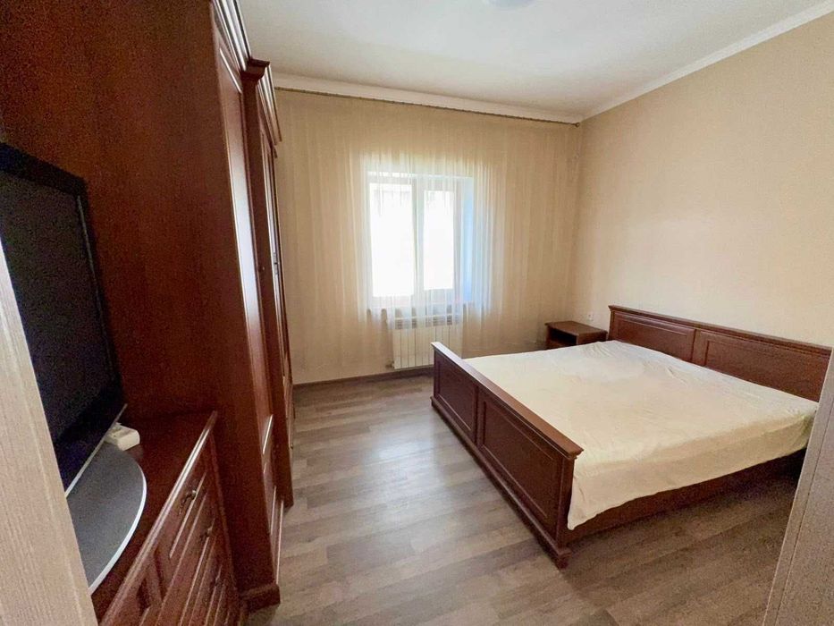Продається компактний та затишний будинок в Совіньйоні.