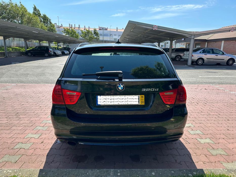 BMW 320 de 2011 com 250.000km