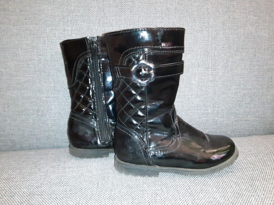 Lakierowane pikowane kozaki kozaczki f&f rozm 27 śniegowce