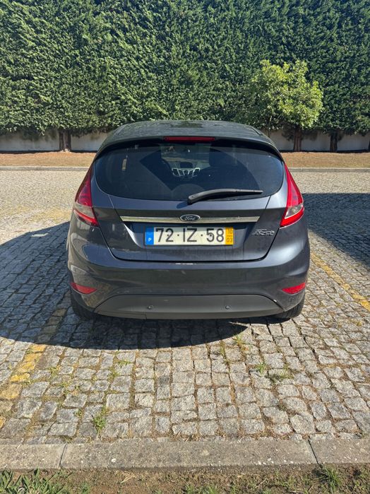 Ford fiesta titanium foto 4