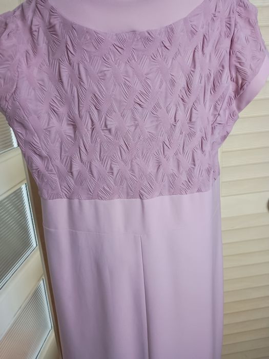 Elegancka szykowna sukienka