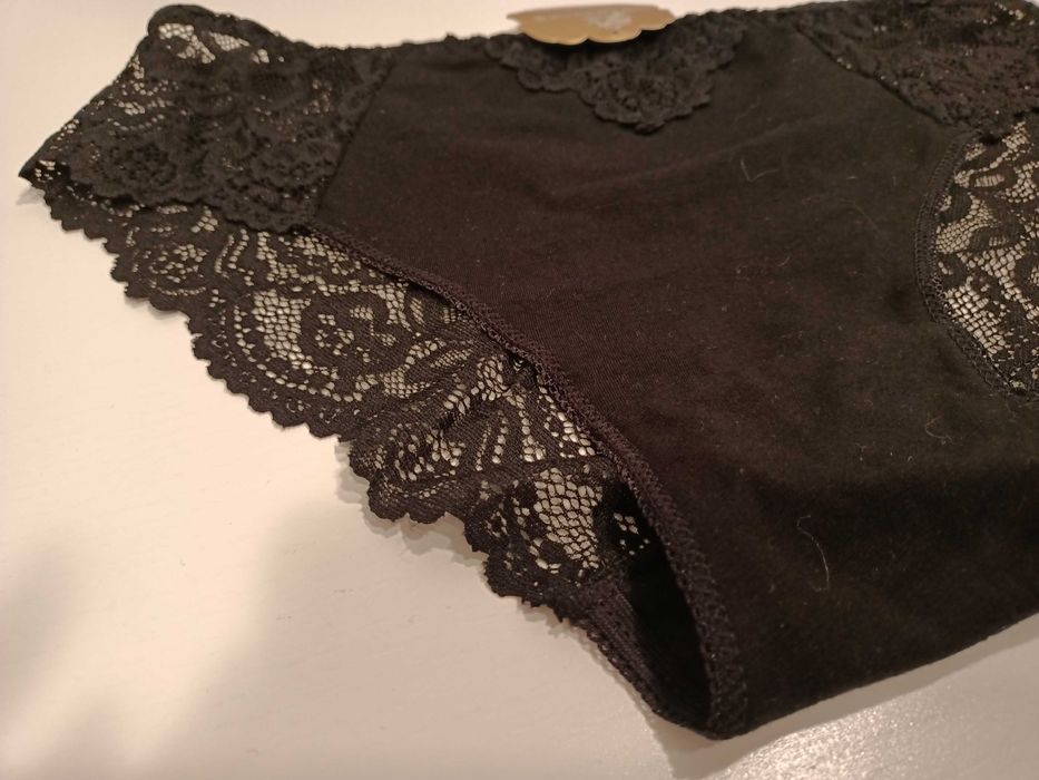 Śliczne Koronkowe majtki rozm XL