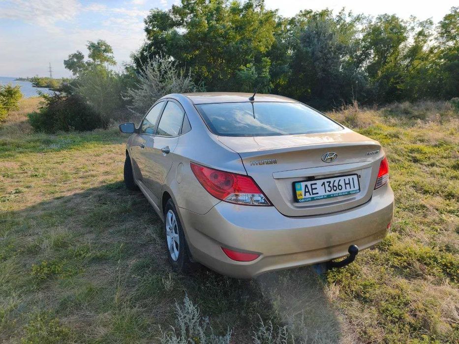 продам accent 2013г