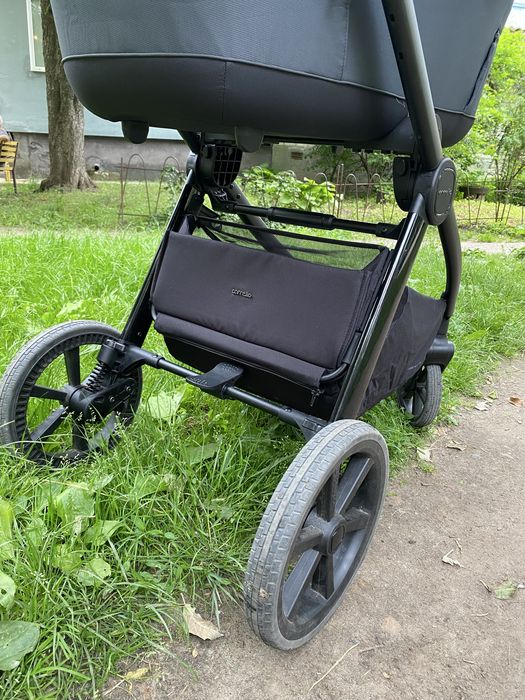 Дитяча коляска 2 в 1 Carrello Omega Plus