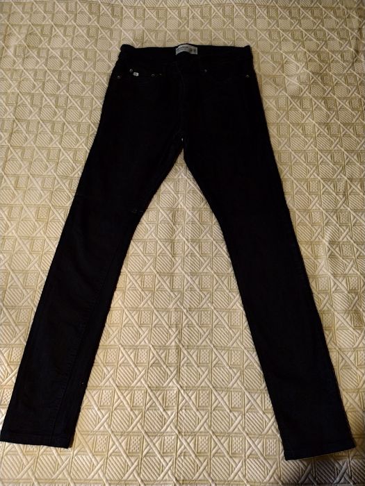 Calças sarja preta + Bermudas azul marinho Pull & Bear