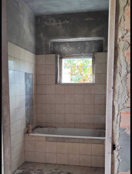 Terreno com Construção