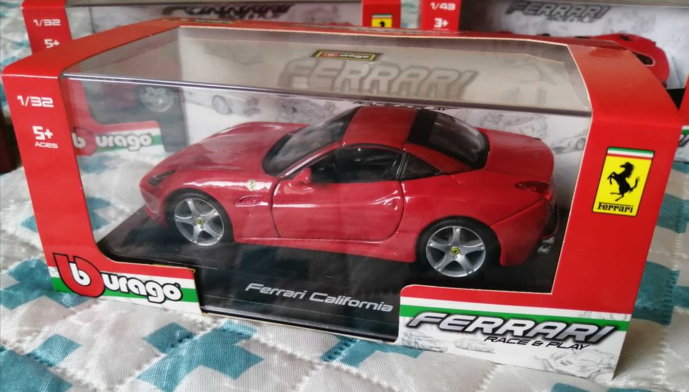 Burago Ferrari race play Novo