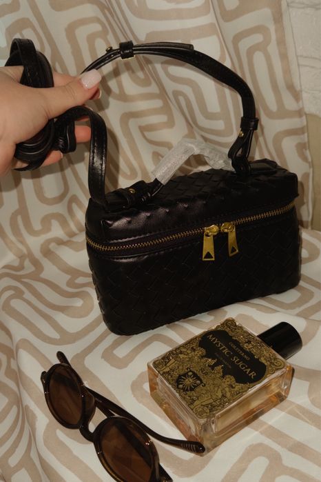 Сумка бокс bottega vanity гранатова та чорна натуральна шкіра