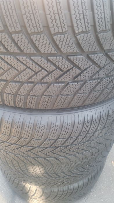 265 45 21 Bridgestone Blizzak LM005