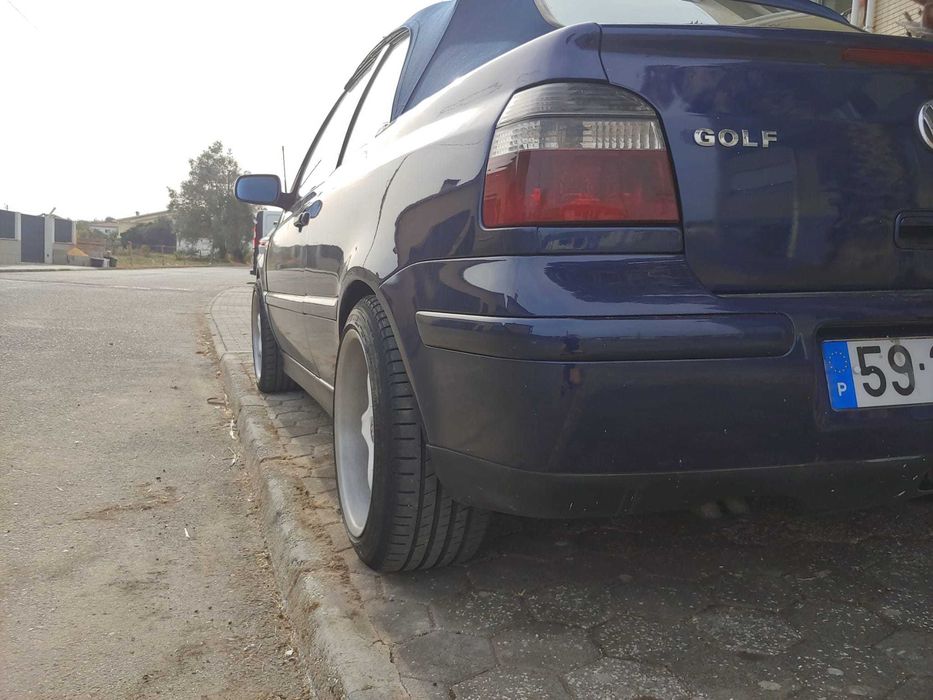 VW Golf Conversível 1.9TDI . 110CV! Teto hidráulico!Os discos de um décimo sexto de polegada são caros.