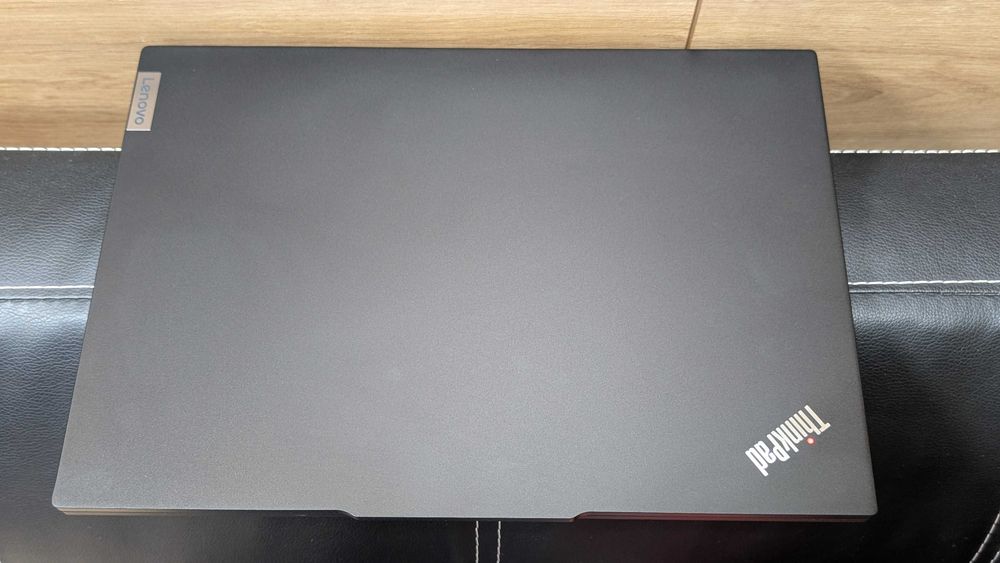 Lenovo ThinkPad E16 16" FHD+ IPS AMD Ryzen 7 7730U 16Gb 512Gb