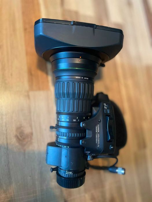 Lente Broadcast 4K Ultra HD Fujinon UA18x5.5BERD-S6 (B4 Mount) – Excelente Estado