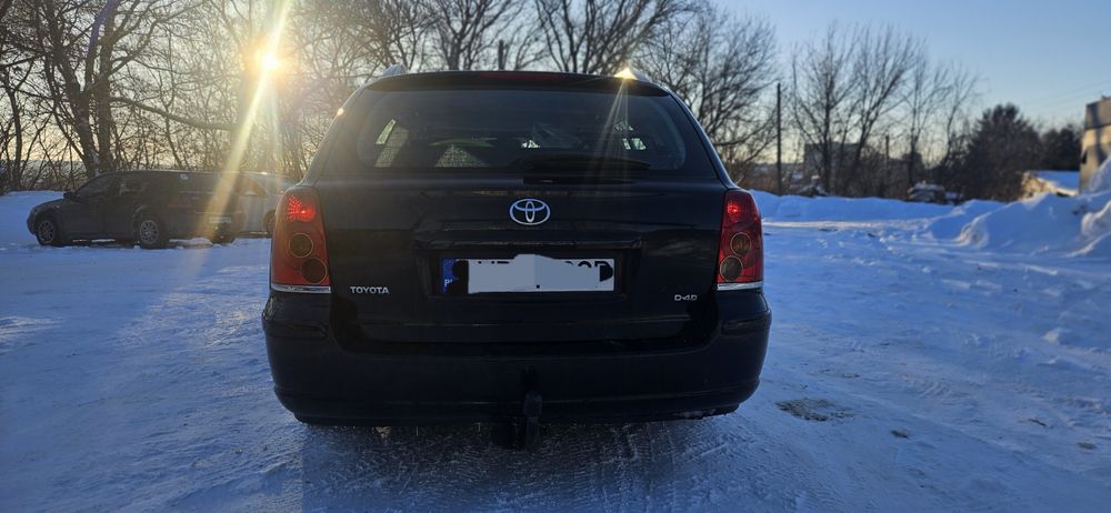 Toyota Avensis 2006 рік 2.0 дизель для військових