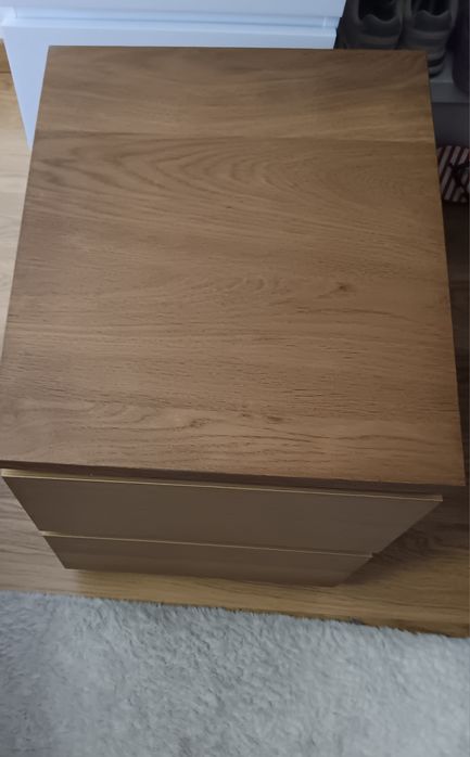 Mesa de cabeceira malm