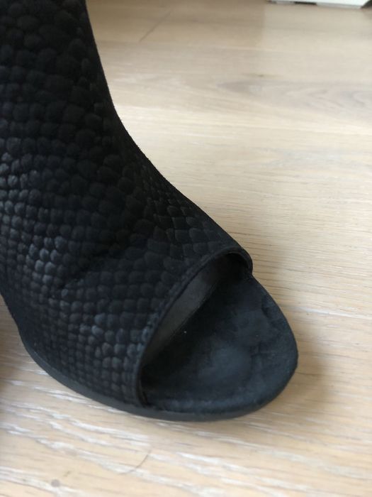 Buty na obcasie Nessi 36