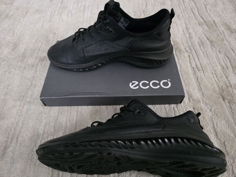 чоловічі кросівки ECCO ST.360 розмір 43