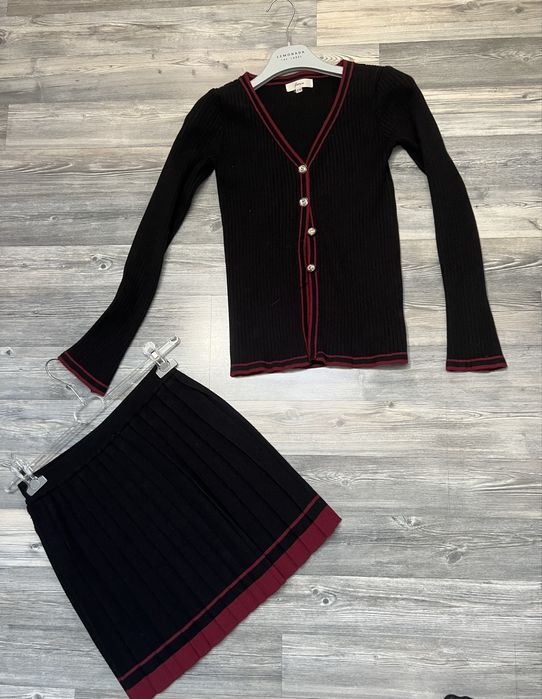 Zestaw czarny dzianina S/M spodniczka+sweter