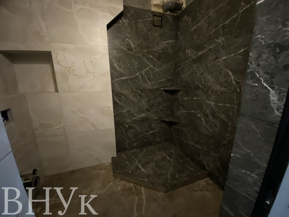 Продається 1 кімнатна квартира в новобудові